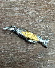 Load image into Gallery viewer, Golden Fish 2