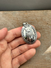 Load image into Gallery viewer, Double sided Jewel Cat with a golden sheen obsidian