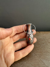 Load image into Gallery viewer, Amphora Pendant 1