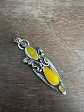 Load image into Gallery viewer, Rare yellow rosarita and enamel pendant