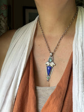 Load image into Gallery viewer, Lioness medallion