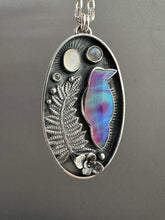 Load image into Gallery viewer, Aurora borealis raven necklace
