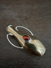 Load image into Gallery viewer, Amphora Pendant 2