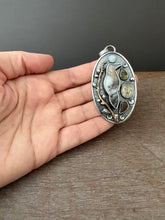 Load image into Gallery viewer, Medicine Bow Agate Raven