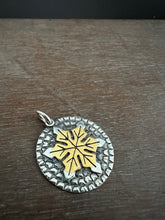 Load image into Gallery viewer, Single Snowflake with Gold