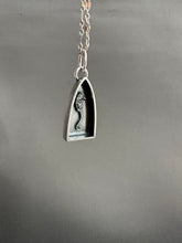 Load image into Gallery viewer, Medium seahorse shrine