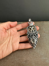 Load image into Gallery viewer, The Great Grey Owl King