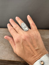Load image into Gallery viewer, Moon owl ring size 8