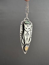 Load image into Gallery viewer, Jewel Cat with Opal