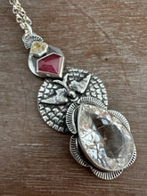 Load image into Gallery viewer, Rutilated quartz bird medallion