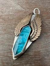 Load image into Gallery viewer, Apatite Wing Necklace