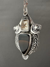 Load image into Gallery viewer, Lioness medallion