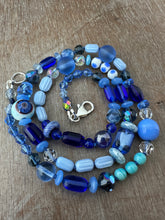 Load image into Gallery viewer, Vintage glass bead silk knotted necklace in blues