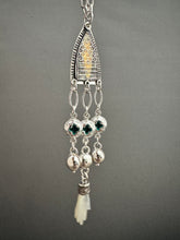 Load image into Gallery viewer, Jingly tassel pendant