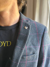 Load image into Gallery viewer, Silver cat pin, lapel pin, scatter pin