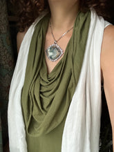 Load image into Gallery viewer, Large Prudent Heart Agate Pendant