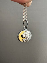 Load image into Gallery viewer, Golden lion #1