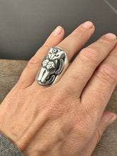 Load image into Gallery viewer, Cat ring size 7.5