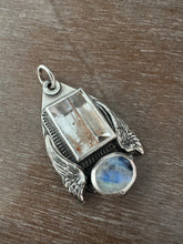 Load image into Gallery viewer, Quartz wing necklace