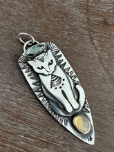 Load image into Gallery viewer, Jewel Cat with Opal