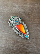 Load image into Gallery viewer, Roserita and Aventurine sacred heart pendant