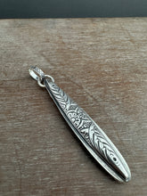 Load image into Gallery viewer, Aegerine crystal pendant