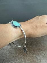 Load image into Gallery viewer, Sterling silver Jingle bangle with sapphire and Peruvian opal