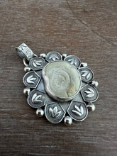 Load image into Gallery viewer, Fossil Shell Pendant
