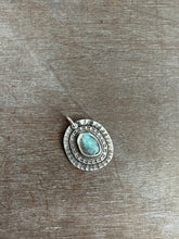 Load image into Gallery viewer, Labradorite layered pendant