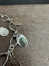 Load image into Gallery viewer, Handmade bracelet with 9 charms