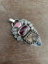 Load image into Gallery viewer, Cacoxentite multi stone pendant