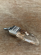 Load image into Gallery viewer, Quartz crystal necklace