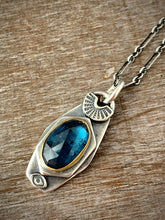 Load image into Gallery viewer, Mossy kyanite set in 22k gold