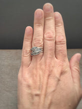 Load image into Gallery viewer, Large fish stack ring