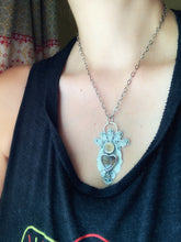 Load image into Gallery viewer, Montana agate sacred heart pendant