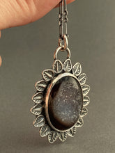 Load image into Gallery viewer, Agate Druzy necklace