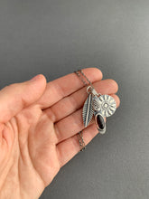 Load image into Gallery viewer, Garnet bird charms