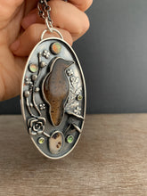 Load image into Gallery viewer, Mossy crow necklace