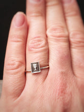 Load image into Gallery viewer, Chalice stack ring