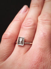 Load image into Gallery viewer, Chalice stack ring