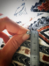 Load image into Gallery viewer, Abstract leaf stacking ring