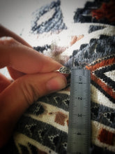 Load image into Gallery viewer, Ornate Leaf stacking ring