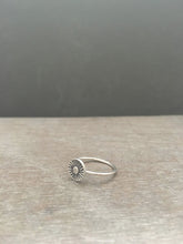 Load image into Gallery viewer, Open Eye stacking ring