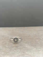 Load image into Gallery viewer, Open Eye stacking ring