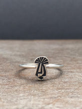 Load image into Gallery viewer, Kokopelli ring
