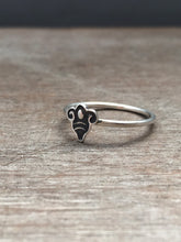 Load image into Gallery viewer, Silver uterus ring