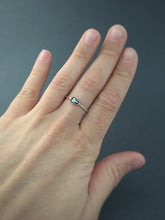 Load image into Gallery viewer, Ivy Leaf stacking ring