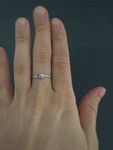 Load image into Gallery viewer, Oak leaf stacking ring