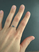 Load image into Gallery viewer, Abstract Flower stacking ring