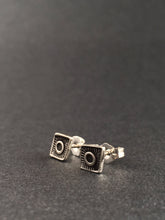 Load image into Gallery viewer, Sterling silver kite earrings